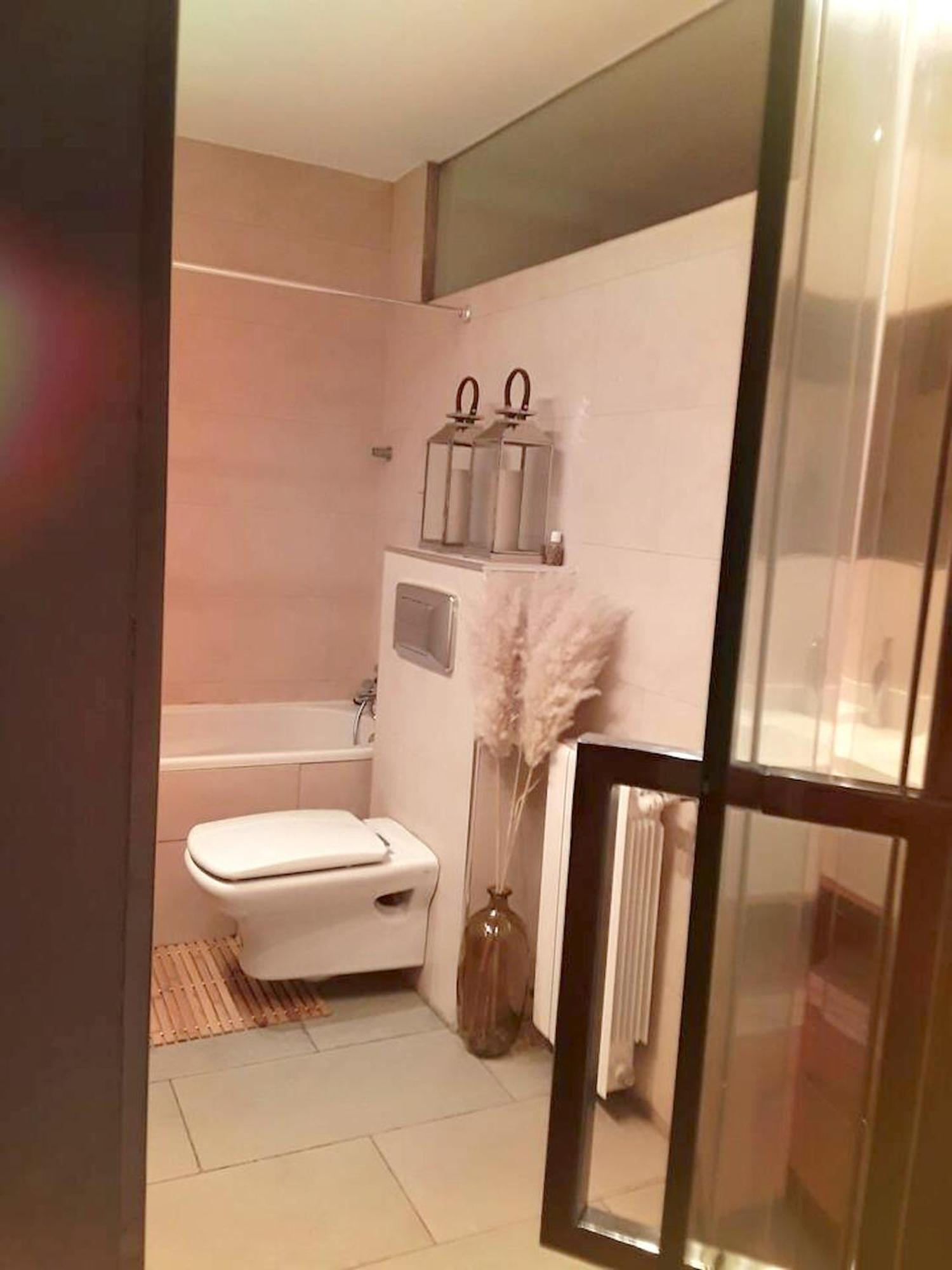 Comfortable Apartment In Zaragoza 67 M² Near The Centre Exteriör bild